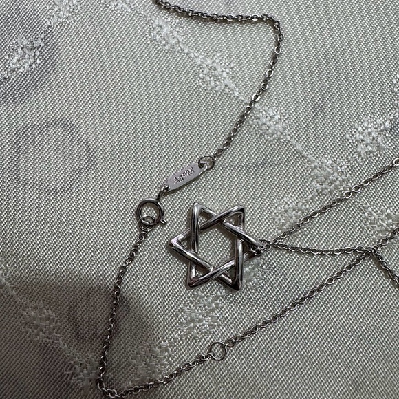 Tiffany & Co Sterling Silver Six-Pointed Star Necklace Pendant - Picture 5 of 6